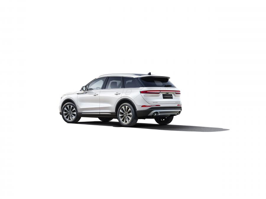  Lincoln Corsair 2020 года  (CN) (фото 2 из 4)